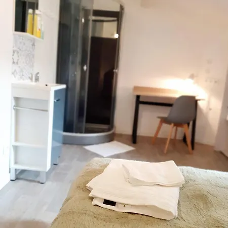 Prázdninový dům Thegentlegreen, Charme, Confort Et Calme Pres De Castelnaudary *